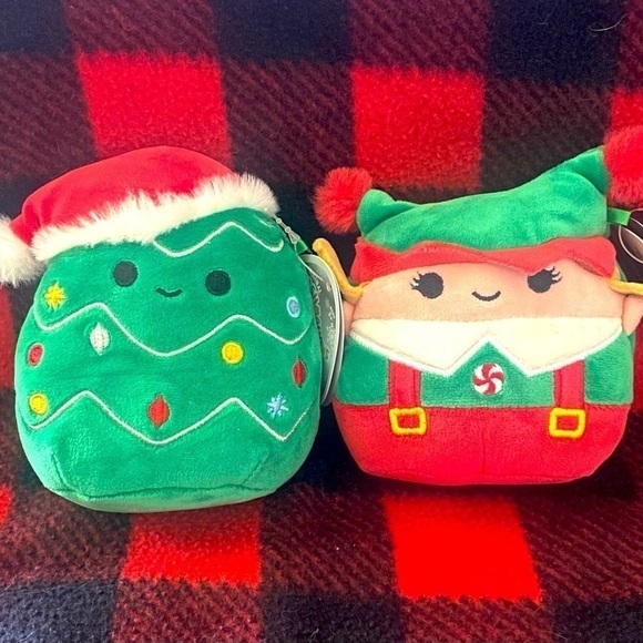 TWO SQUISHMALLOW - Picture 1 of 9